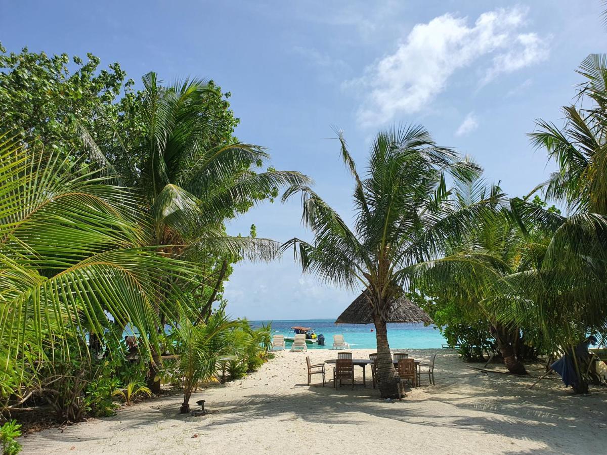 Orimas Retreat Hotel Thulusdhoo Exterior photo