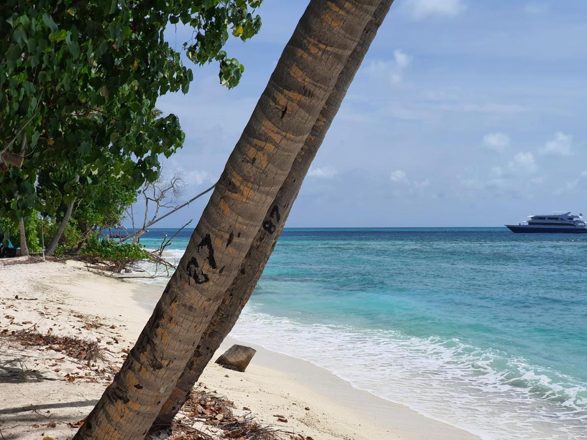 Orimas Retreat Hotel Thulusdhoo Exterior photo